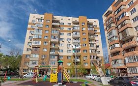Светлая Квартира Рядом С Парком Горького